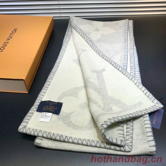 Louis Vuitton Scarf LV00149